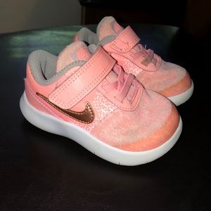 Infant/toddler size 5 pink/peach Nike sneakers